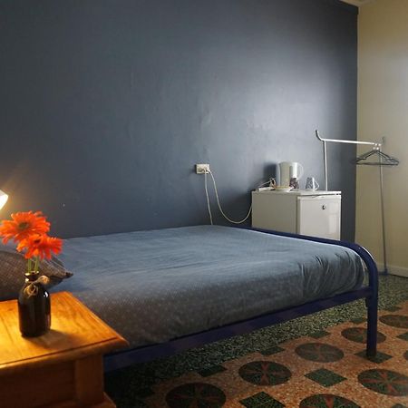 퍼스 Ocean Beach Backpackers 호스텔 외부 사진